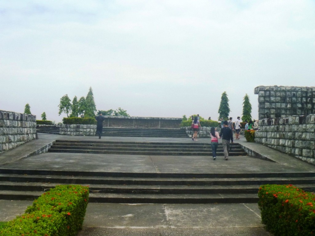 Filipino Heroes Memorial