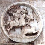 Round relief, south side - The hunt of a bear 